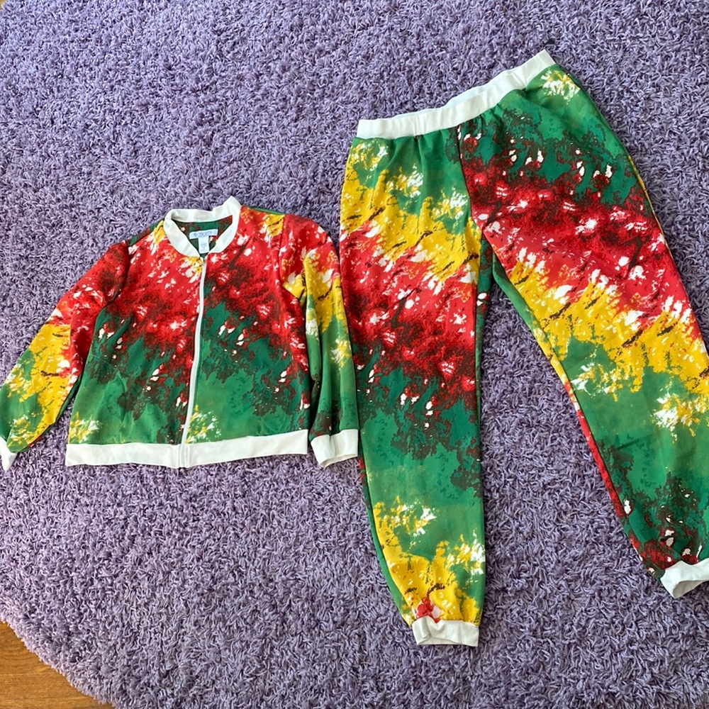 Brand new plus size 3x Ashley Stewart Pants sweatsuit green red white & yellow